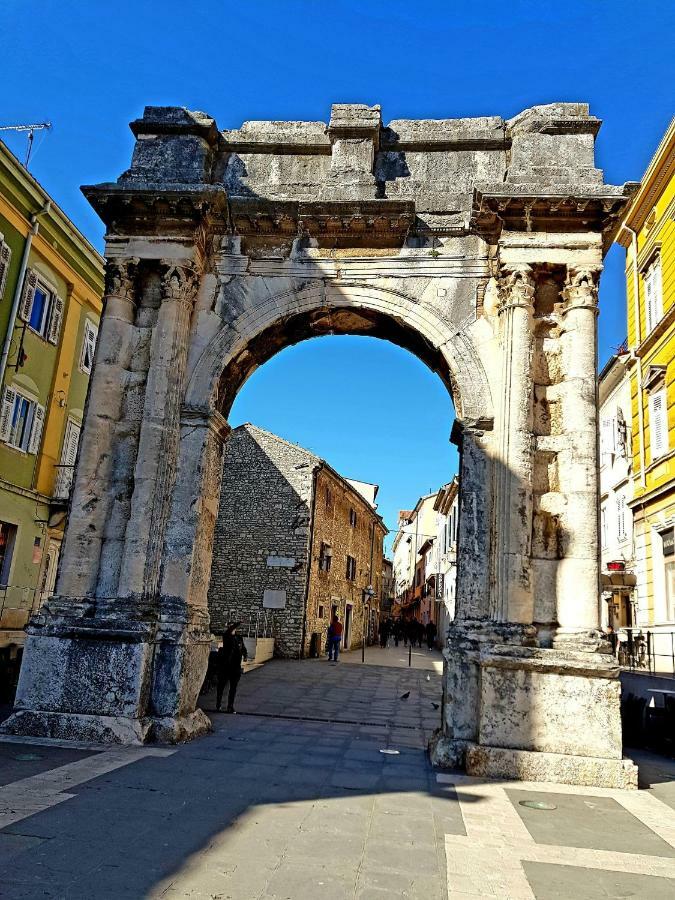PUY Porta D'Oro Rooms מראה חיצוני תמונה